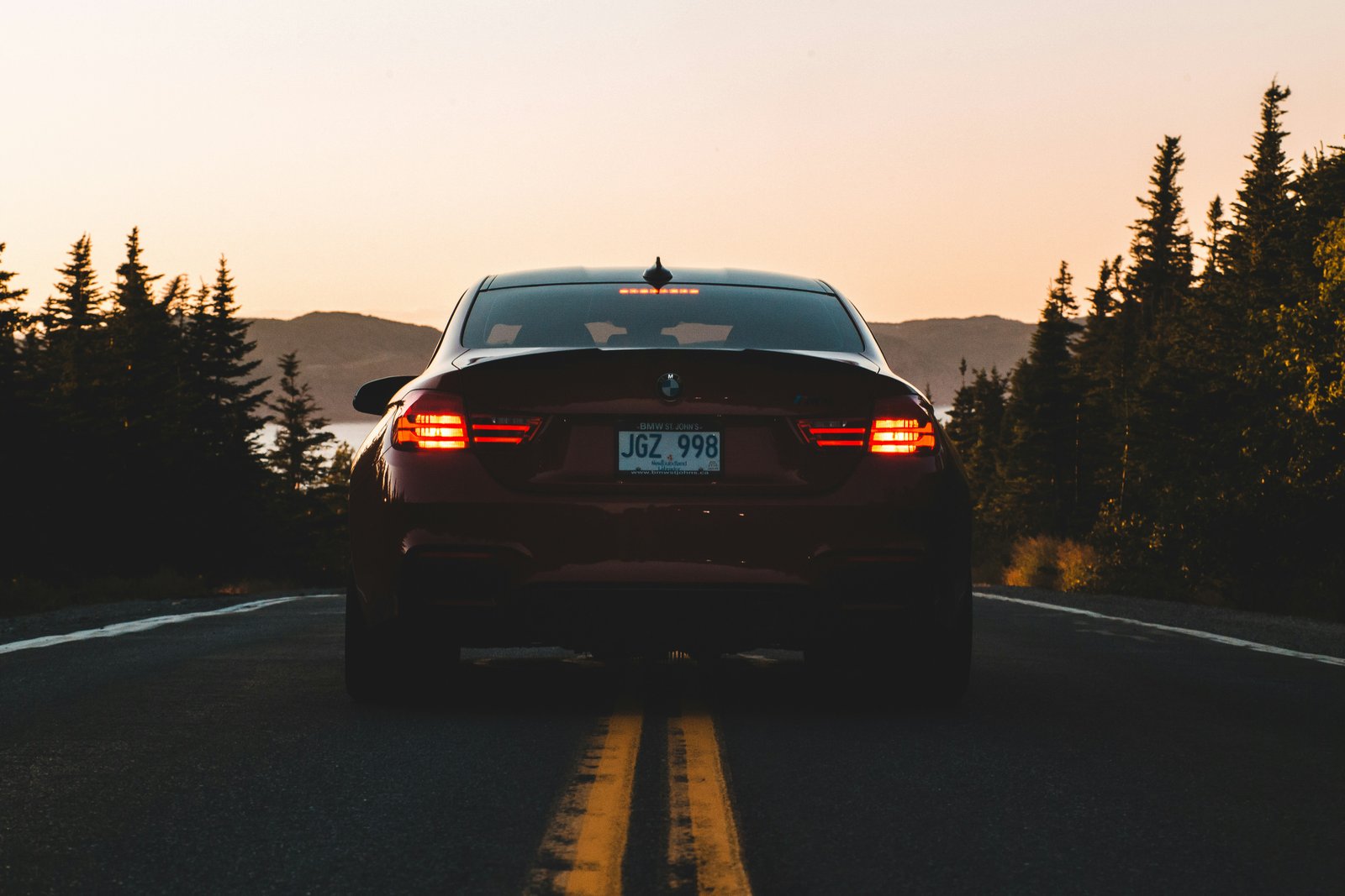 Red Turn Signals on a US Car: Why It Fails the Belgian Inspection and How to Fix It (2026)